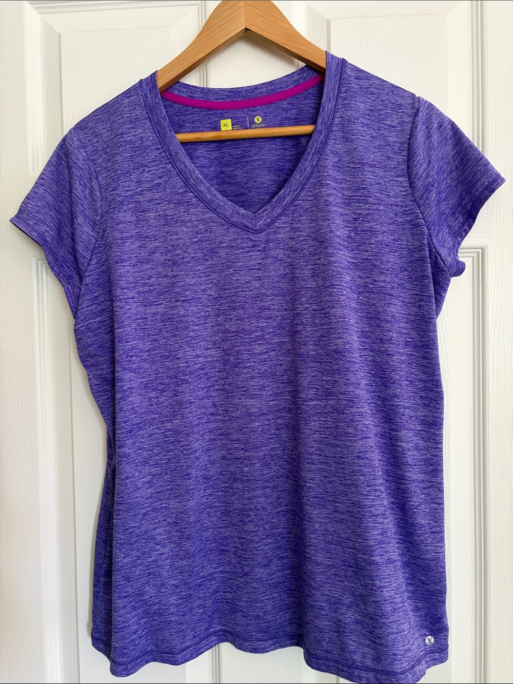 Women’s Xersion Purple Heather V-Neck Active Tee, size XL